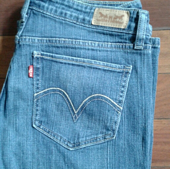 Levi's Strauss | HP🎈Super-Low Boot Cut Jeans - Picture 3 of 4
